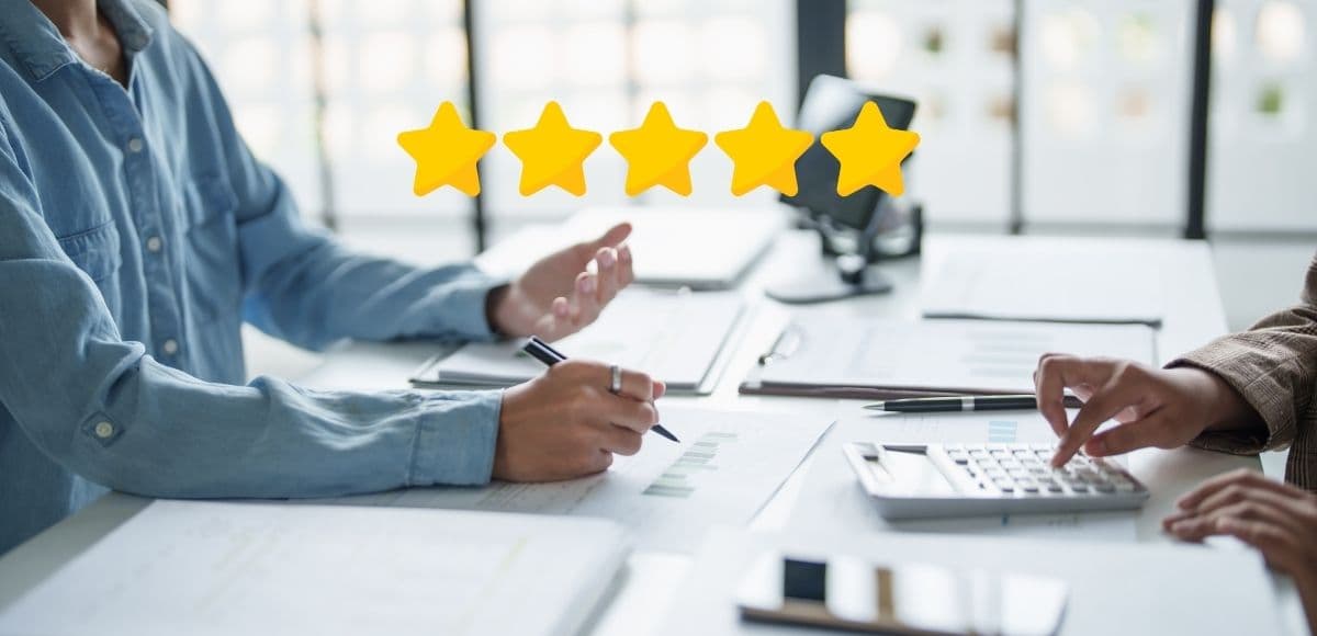 Google Reviews for Professional Services: Why Lawyers, Accountants & Consultants Struggle (And How to Fix It)